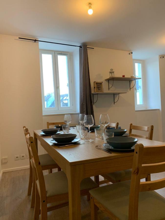 Appartement Situe Dans L'Hyper-Centre D'Auray Exteriör bild